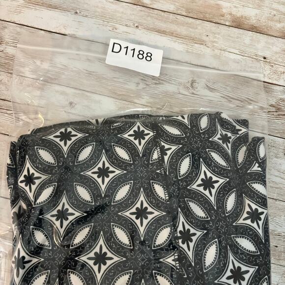 Title Nine Dress Medium Gorpcore Activewear Racerback Built in Bra Strappy Tank - Picture 11 of 11